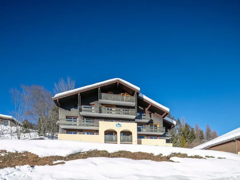 3 BR Apt | Scenic Living in Valmorel | Sleeps 8! - Image 1