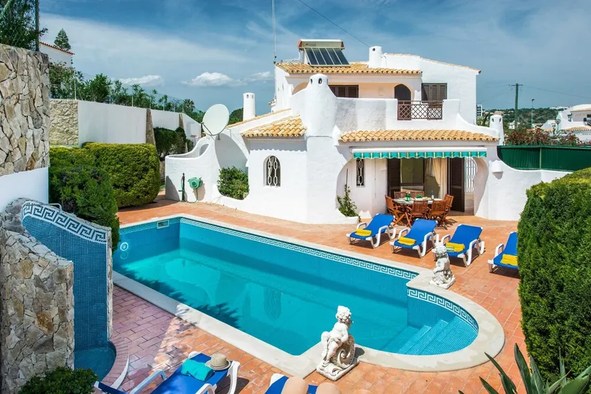 Fremragende familie villa i et roligt sted, opvarmelig pool & Wifi - Image 1
