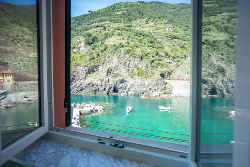 Maemuna Sea View Apartment - Image 1