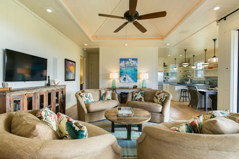 Superbe nouveau chalet de luxe de 2 chambres à 300 pieds du parc de la plage de Poipu - Image 1