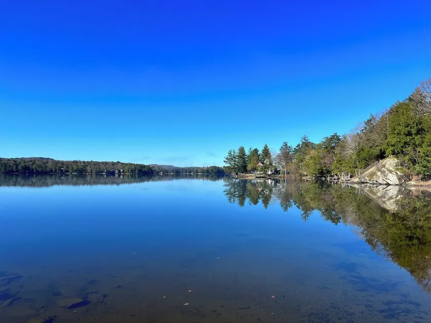  Newly remodeled-Lakefront cabin on 4th Lake w/dock & kayaks. Trail 5 Access - Image 1