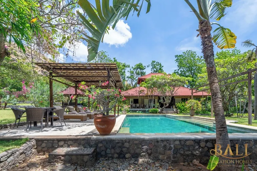 A villa with character in Pemuteran, Bali! - Image 1