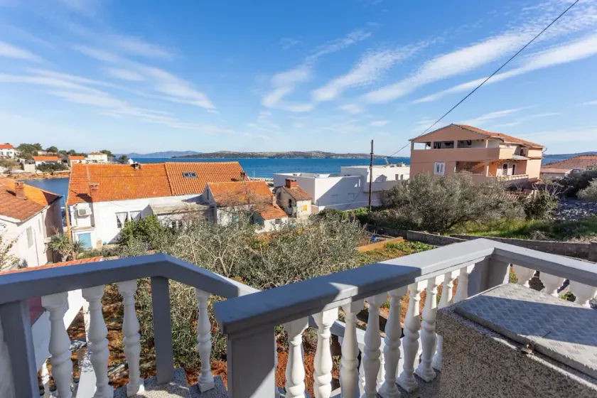 Holiday home Milka - in center & close to the sea - Image 1