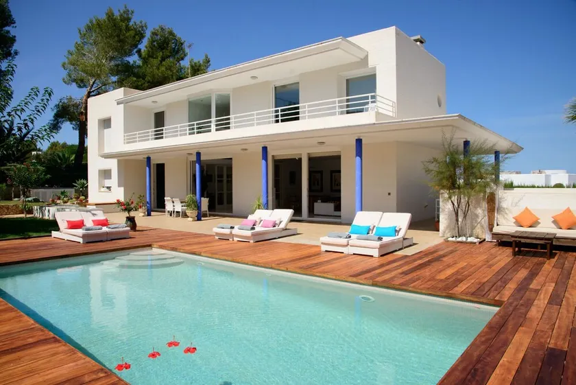 ⭐⭐⭐⭐⭐Valk til stranden & saltvands pool - Image 1