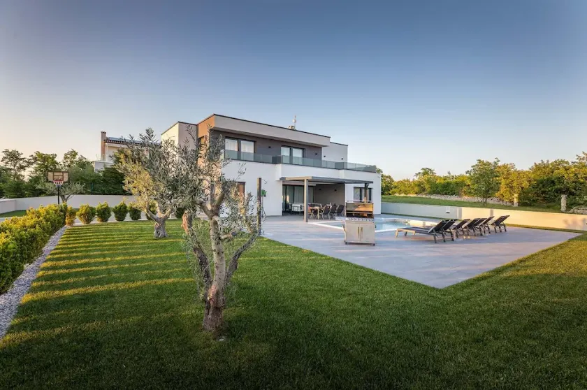 Villa Ana Škicini for 10 people with heated pool, kids activities and sea view near Novigrad - Image 1