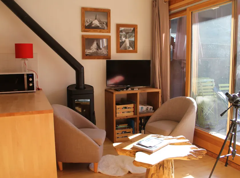 Comfortable Apartment With Terrace In Chamonix - Image 1