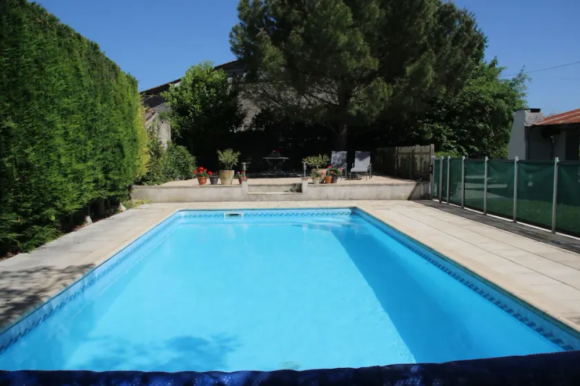 Gorgeous house with pool, beautiful grounds, in a village with bar and baker - Image 1