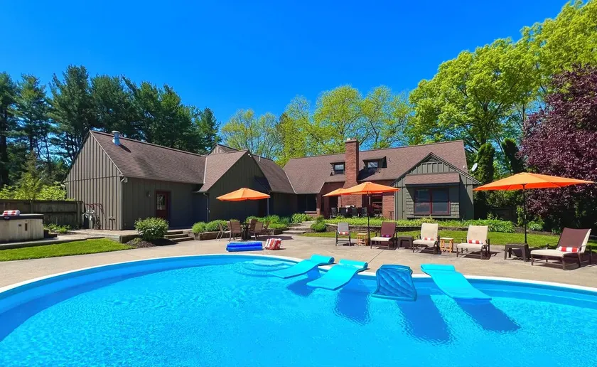 ALLEGAN ACRES Private 3 Acres, Pool, HotTub, Kamin, FirePit, PingPong, Spiele, Strand - Image 1