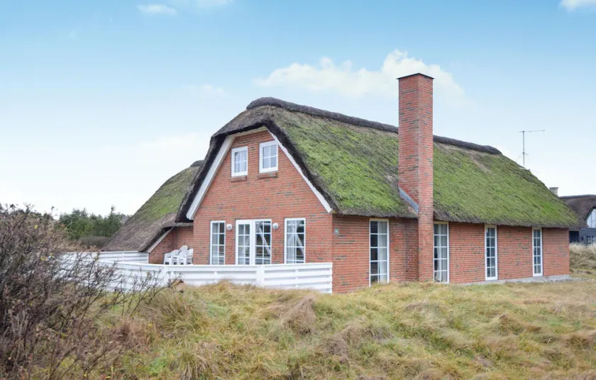 Beautiful Home In Blåvand With Sauna - Image 1