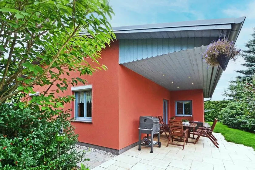 Casa vacanze arredata con cura con giardino, barbecue e WiFi. - Image 1
