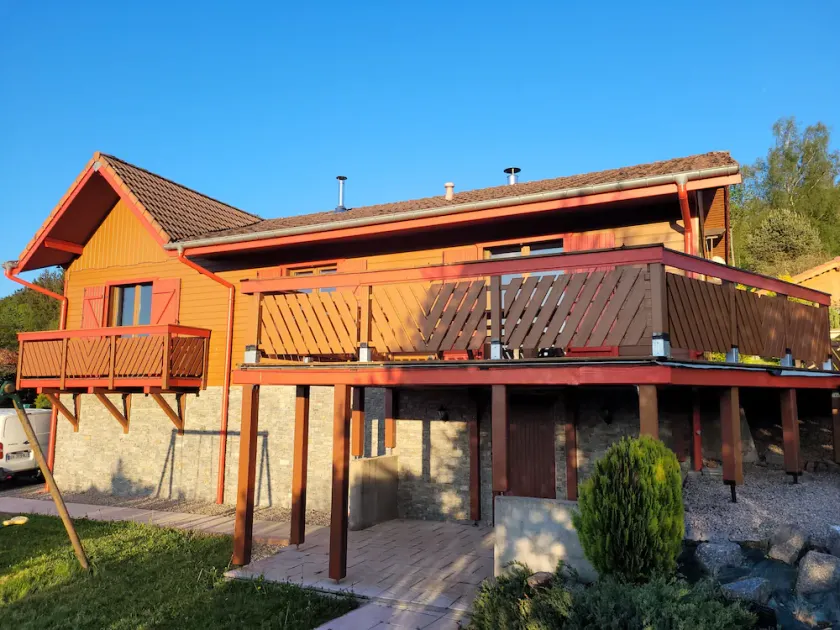 LARGE CHALET IN THE HEART OF THE VOSGES, CLOSE TO MOUNTAIN WALKS - Image 1