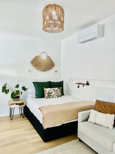 Studio on Lewis Tiny House - Image 1