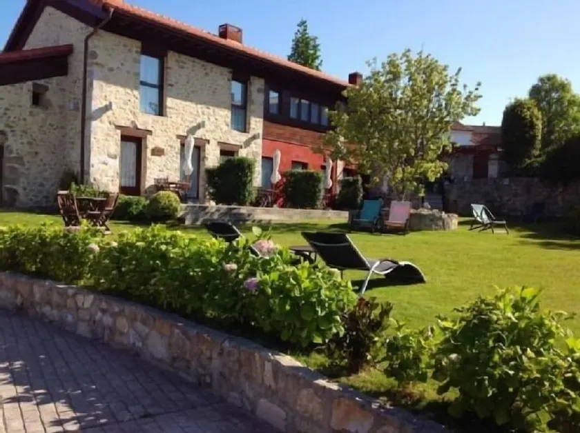 Rural apartment El Hospital de Villahormes for 2 people - Image 1