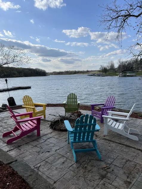 Waterfront Lake Cabin - Image 1