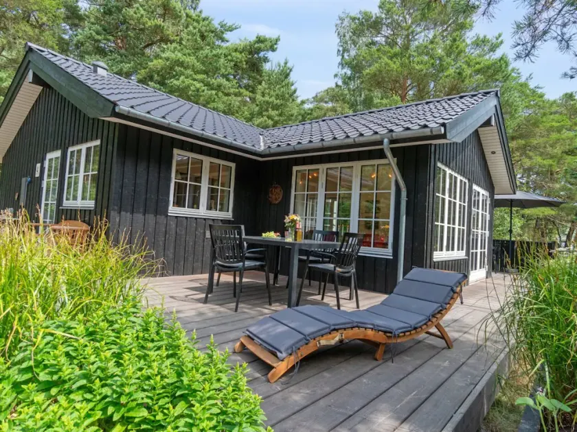 \"Reinke\" - 450m from the sea by Interhome - Image 1