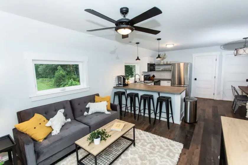 Designer Apt in Charming Fort Mill w/ Netflix - Image 1