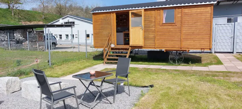 Bauwagen für 2 Personen, Ruhige Lage, Sehr Idyllisch, Hund Erlaubt! - Image 1