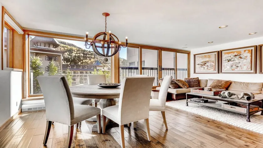 Luxury 3BR • Flexible Sleeping • Sophisticated Vail Mountain Retreat - Image 1