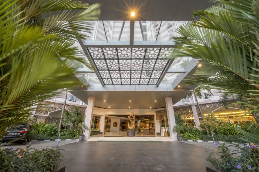 Lorin Syariah Solo Hotel - Image 1