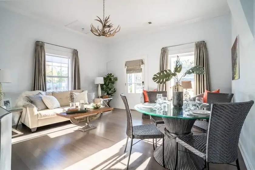 Tallahatchie Townhouse | Downtown ON the Tanglefoot - Image 1