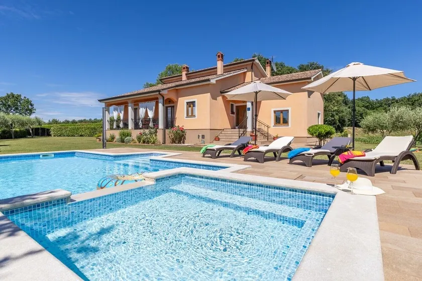 Villa Antonela - Image 1