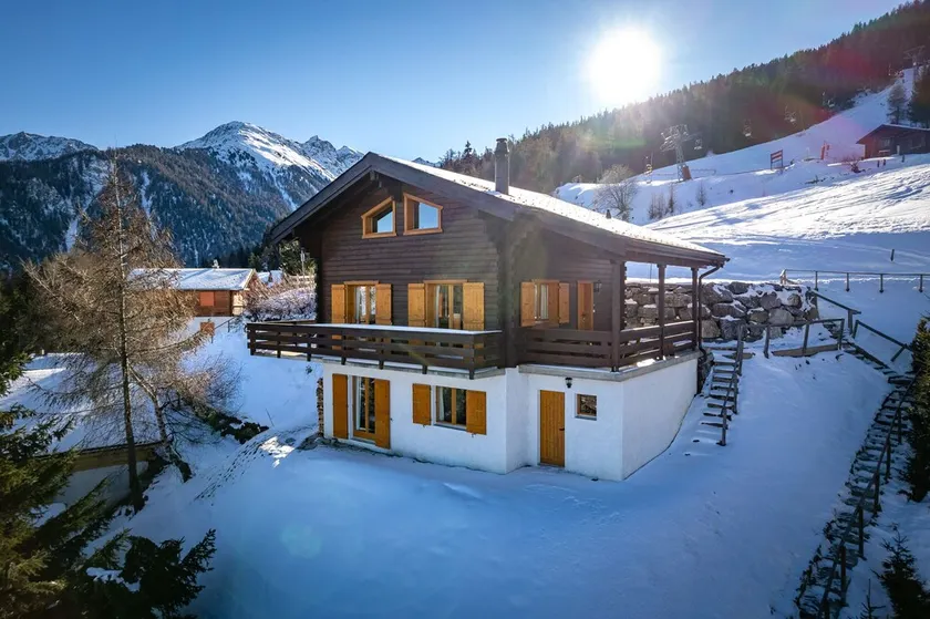 Casa de férias classica e confortável em La Tzoumaz, 4 Vallees, Switzerland para 8 pessoas - Image 1