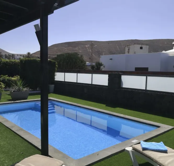 Independent villa with heated pool (on request) 06 pax occupancy - Image 1