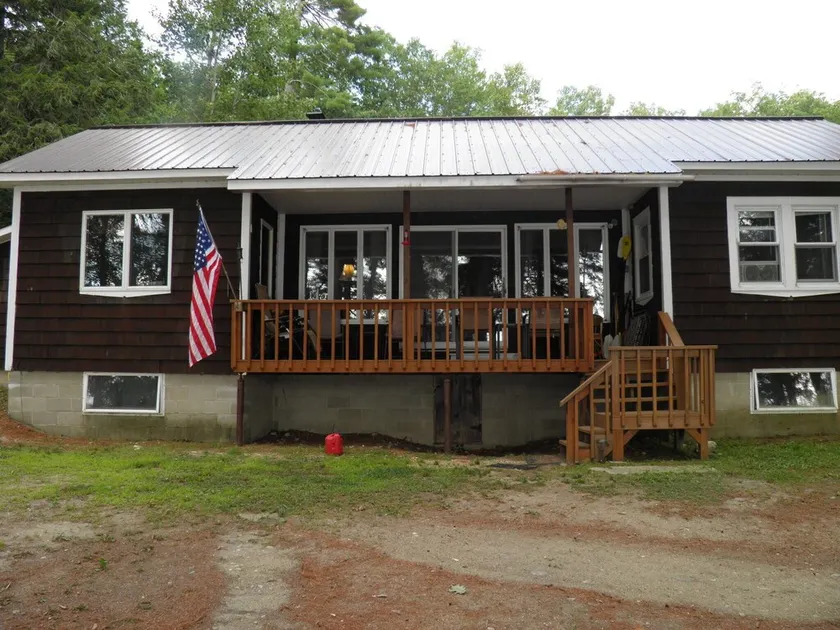 Vintage Rustic Cottage on Brettun’s Pond, boat accessible, PET FRIENDLY! - Image 1