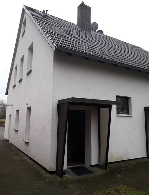 Beautiful 2 bedroom apartment right on the lake - Image 1