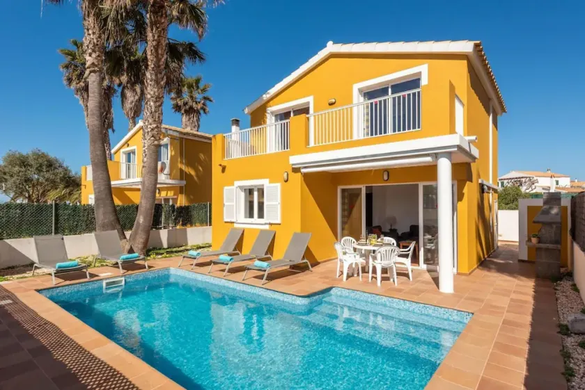 VILLA CAMPETS - Image 1