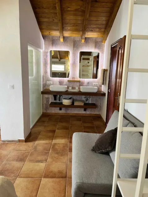 Charming Villa with Sea View in El Roque, Private Pool - Image 1
