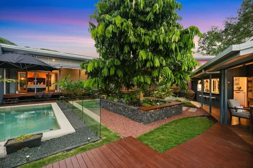 Living On The Edge - A Private Oasis in Paradise - Image 1