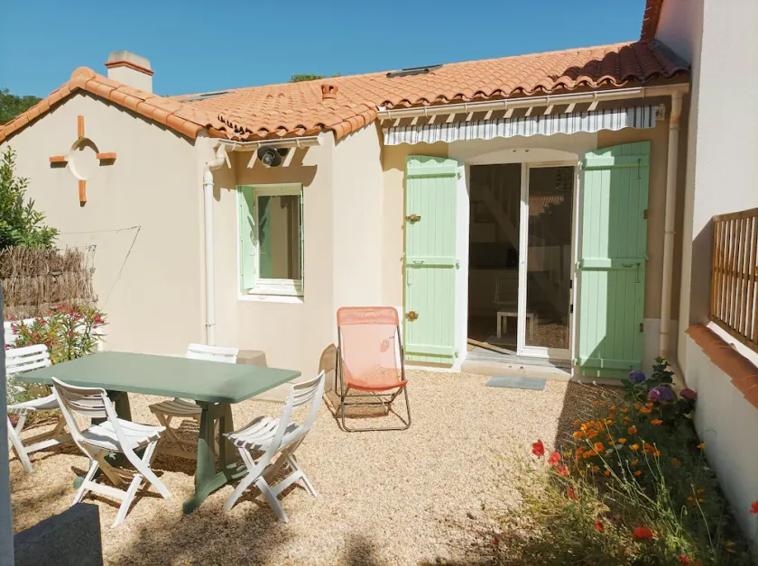 Seaside house - Image 1