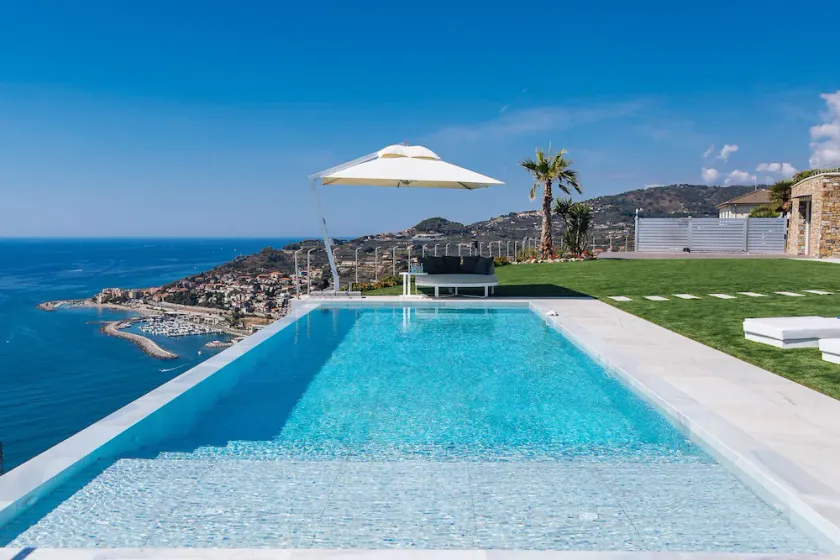 Villa Sabrina Riviera dei Fiori a Picco sul Mare with Pool, Wellness & SPA  - Image 1