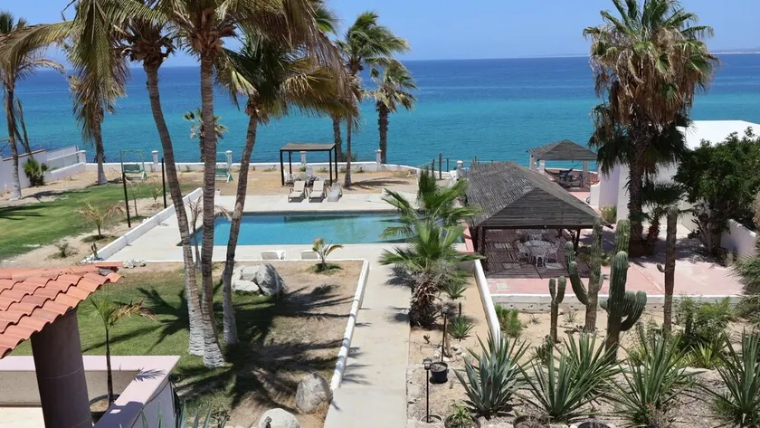 Vista al Mar - Image 1
