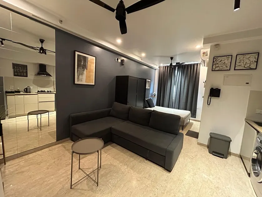 London Studio Apartment @Hiranandani Thane - Image 1