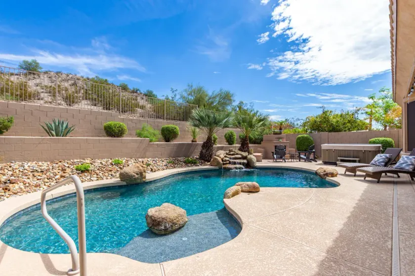 Special May Rates - Peaceful Retreat w/ 2 PRIMARY SUITES! Sparkling Pool & Summer Fun Awaits! - Image 1