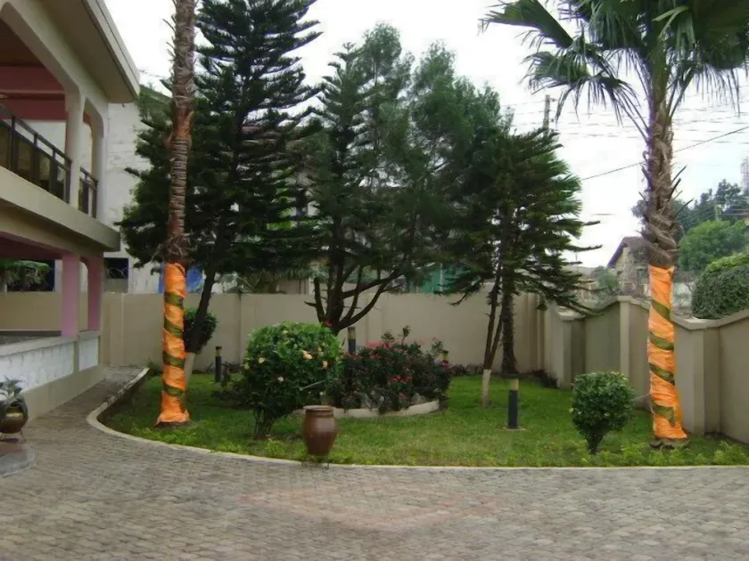 East Airport Guesthouse - Image 1