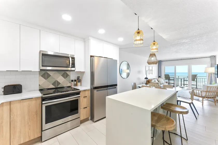 Boho-Inspired Oceanfront Escape with Stunning Balcony Views & Resort-Style Amenities! 🌴✨ - Image 1