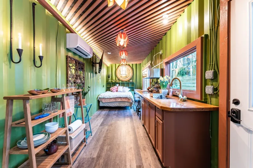 Luxury Shipping Container Tiny Home- Dog Friendly - Image 1