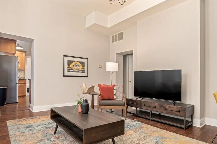 3-BR Soccer Stadium- Fast Drive to OTR - Downtown - Image 1