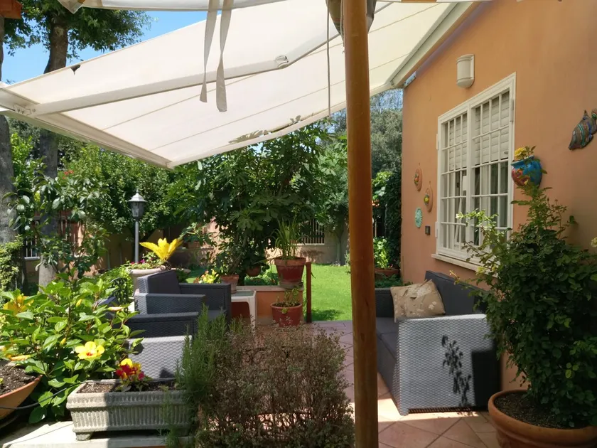 La maison de plage à deux pas du centre de Rome - Image 1