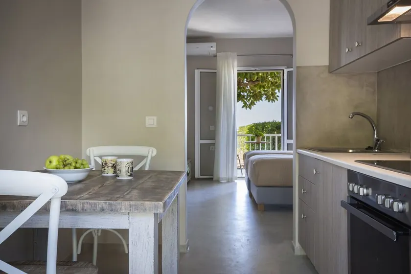 Studio fronte mare No 2 10 metri dalla spiaggia - Image 1