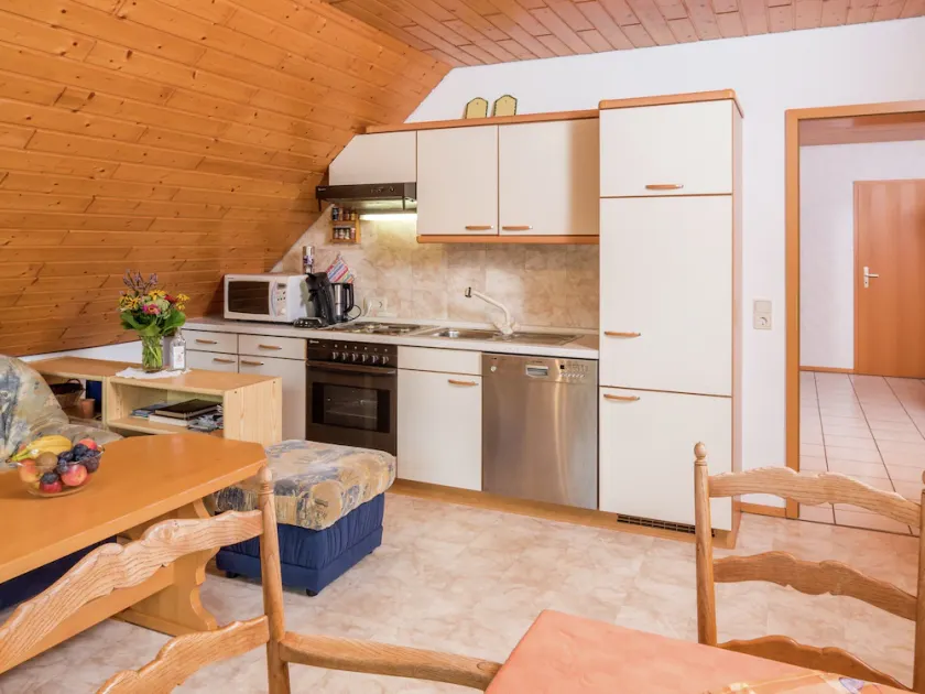 Charming Apartment In Regelsbach Near City Centre - Image 1