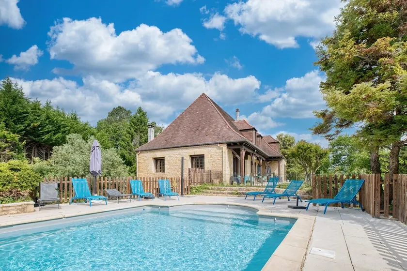 Maison Le Cayre – Klimatisiertes Familienhaus mit Pool und Panoramablick in Sarlat - Image 1
