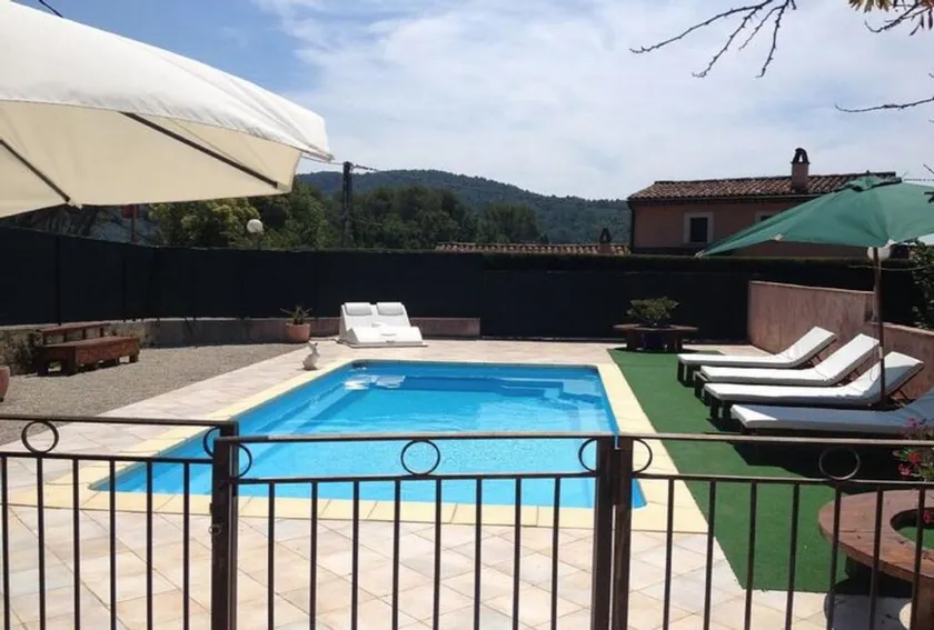 Bella casa, tra Verdon e il Mediterraneo - Image 1