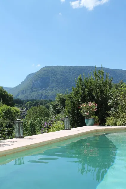 Charmantes Steinhaus mit Sauna, Pool, in der Nähe des Grand Colombier und Seen - Image 1