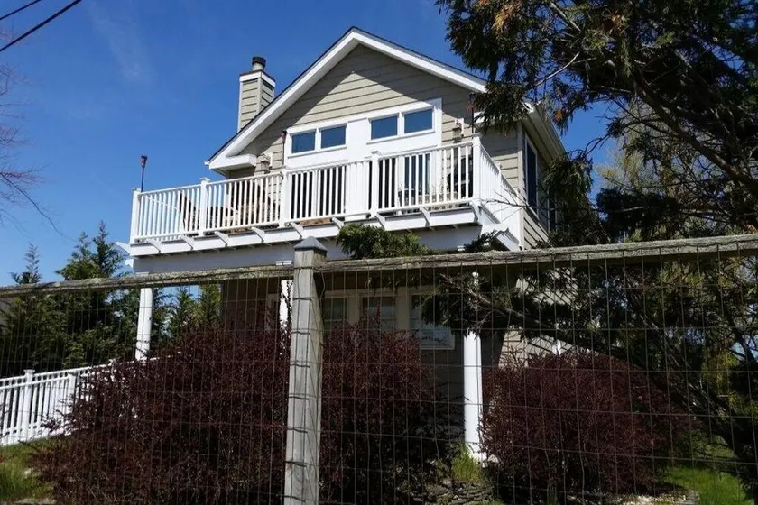 Kismet, 4 bedroom Fire Island family house \"IMAGINE\" - Image 1