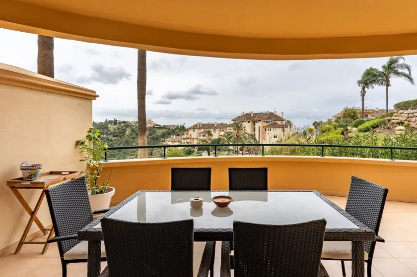 Apartment 'Elveria Hills' with Sea View, Wi-Fi and Air Conditioning - Image 1
