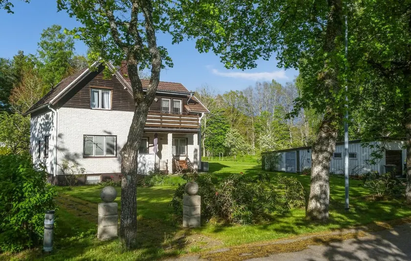 3 bedroom beach front home in Västervik - Image 1